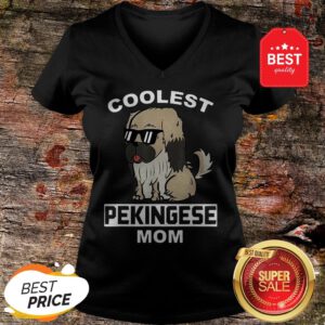 Official Coolest Pekingese Mom Funny Dog Mother V-Neck