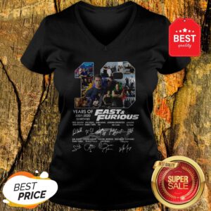 Official Fast And Furious 19 Years Of 2001 2020 10 Movies Signatures V-Neck