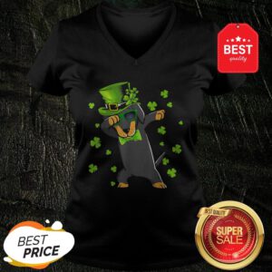 Nice Dabbing Dachshund Patricks Day Leprechaun Dog Dab Shamrock V-Neck