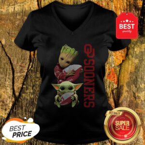Baby Groot And Baby Yoda Hug Oklahoma Sooners V-neck