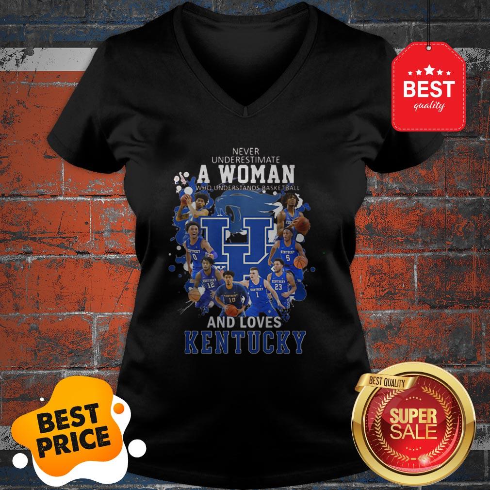 Never Underestimate A Woman Who Understands And Love Kentucky V-Neck Never Underestimate A Woman Who Understands And Love Kentucky V-Neck