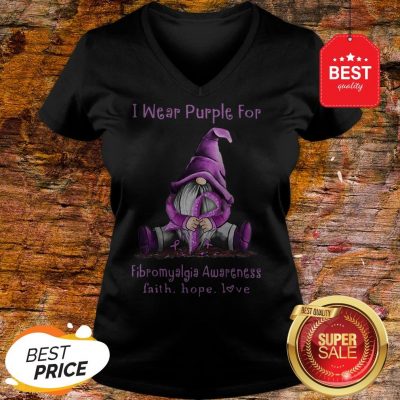 Gnome I Wear Purple For Fibromyalgia Awareness Faith Hope Love V-Neck