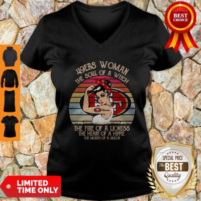 San Francisco 49ers Woman The Soul Of A Witch The Fire Of A Lioness Vintage V-Neck