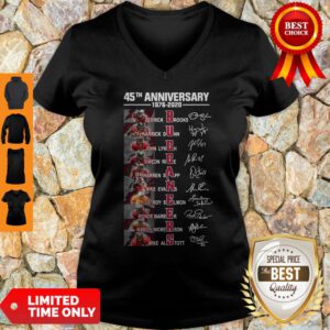 45Th Anniversary 1976 – 2020 Buccaneers Signatures V-Neck