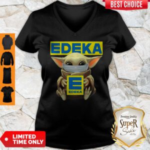 Pretty Baby Yoda Face Mask Hug Edeka V-neck