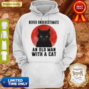 Premium Never Underestimate An Old Man With A Cat Hoodie