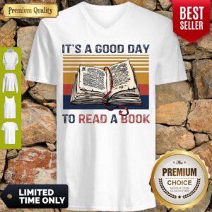 Top It's A Good Day To Read A Book Vintage V-neck