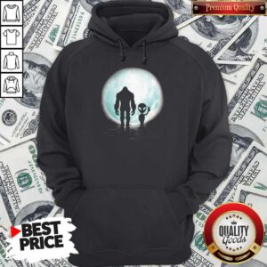 Awesome Bigfoot And Alier The Moon Hoodie