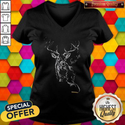 Awesome Hunting Deer Smoke ‘Em V-neck
