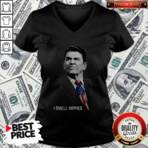 Good Ronald Reamell I Smell Hippies V-neck