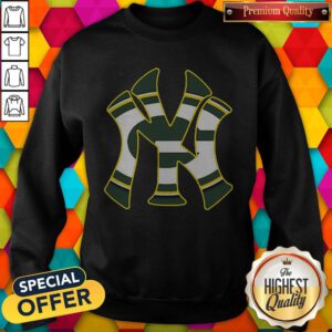 Official New York Yankees And Green Bay Packers Sweatshirt