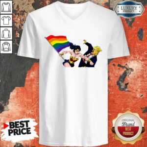Awesome LGBT Wonder Woman Punch Trump V-neck