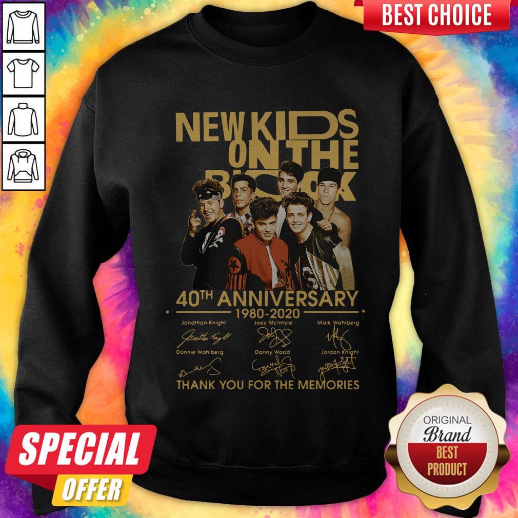 New Kids On The Rock 40Th Anniversary 19780 2020 Thank You For The Memories Signatures Sweatshirt New Kids On The Rock 40Th Anniversary 19780 2020 Thank You For The Memories Signatures Sweatshirt