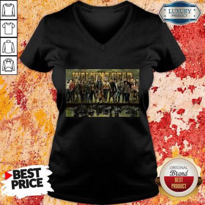 The Walking Dead Film Characters Signatures V-neck