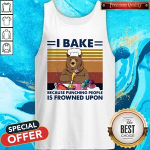 Alternative view of Bear I Bake Because Punching People Is Frowned Upon Vintage Retro Shirt