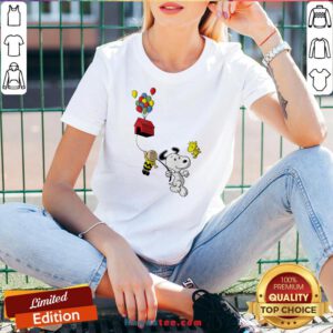 Snoopy And Charlie Brown Woodstock Balloon V-neck - Design By Handstee.com