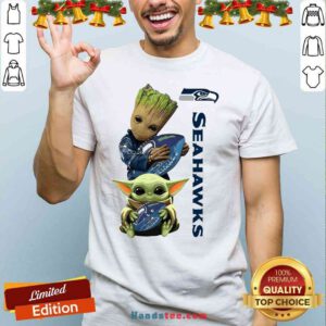 Good Baby Groot And Baby Yoda Hug Seahawks Shirt- Design By Proposetees.com