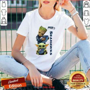 Good Baby Groot And Baby Yoda Hug Seahawks V-neck- Design By Proposetees.com