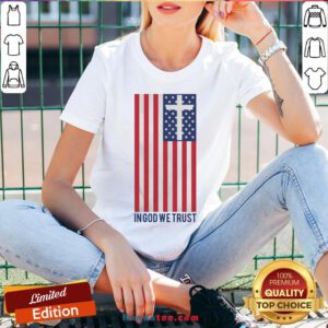 Premium In God We Trust Ame- Design By Handstee.com rican Flag V-neck