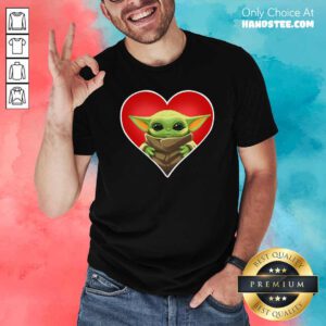 Funny Heart Baby Yoda Shirt - Design by handstee.com