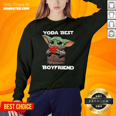 Official Baby Yoda Hug Heart Best Boyfriend Sweatshirt - Design by handstee.com