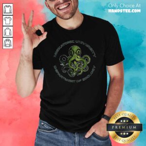 Top Cthulhu Lovecraft Miskatonic University Department Of Zoology Shirt - Design by handstee.com