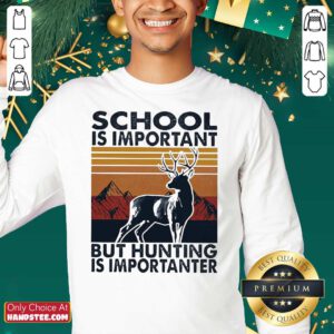 Angry School But Hunting 16 Importanter SweatShirt - Design by Handstee.com