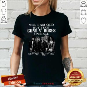 Hot Saw 8 Guns N Roses On Stage V-neck - Design by Handstee.com