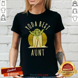 Keen Star War Yoda Best Aunt 2021 Ladies Tee - Design By Handstee.com