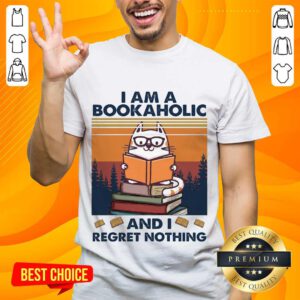 Ecstatic Cat I Am A Bookaholic Relaxed Shirt