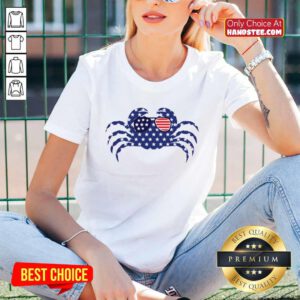 Crab American Flag V-neck