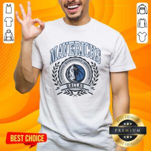 Nice Dallas Mavericks Crest National Basketball Assocciation T-shirt