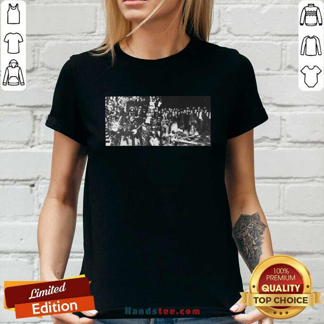 Official Black Entertainment Ladies-tee