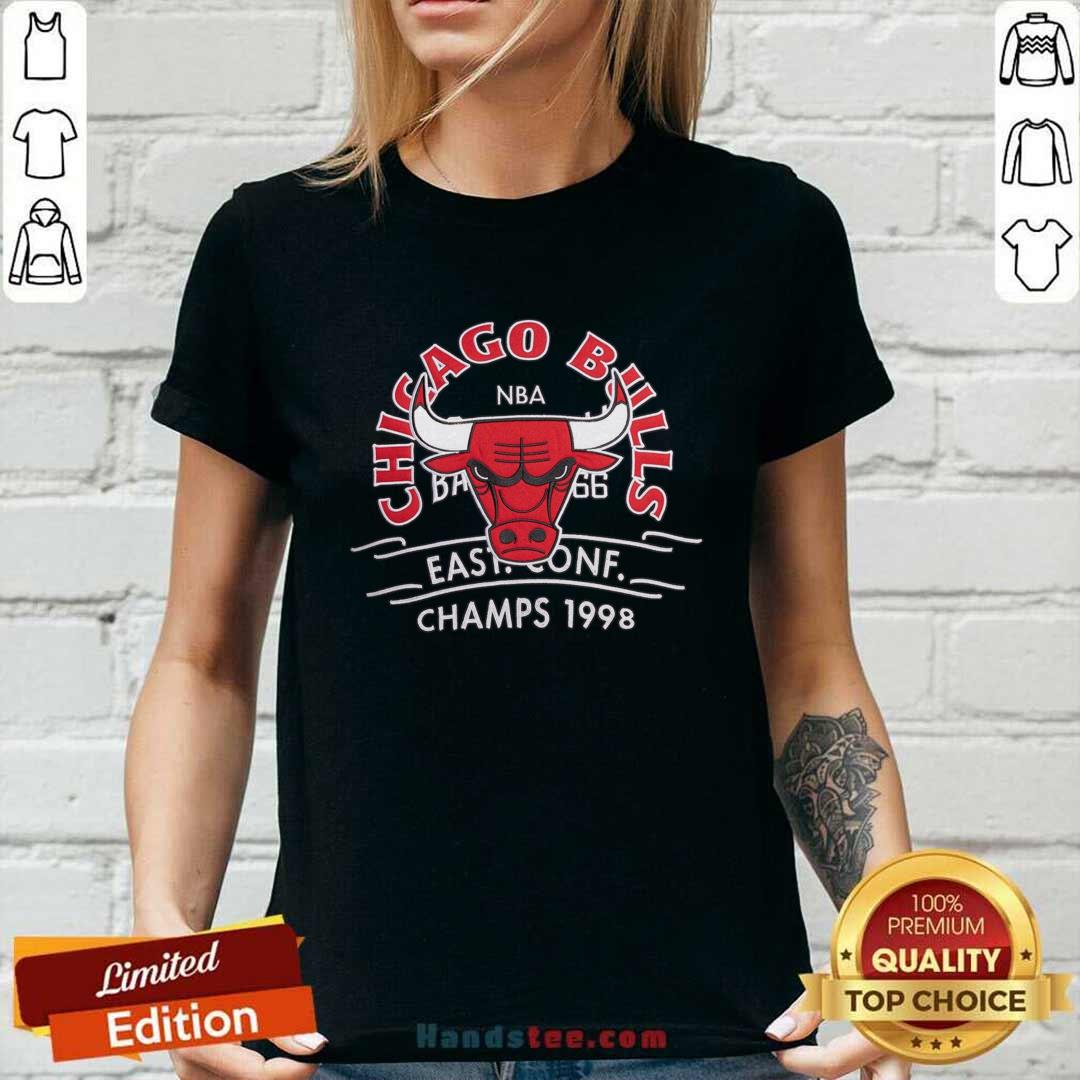 Premium Chicago Bulls Letterman Ladies-tee
