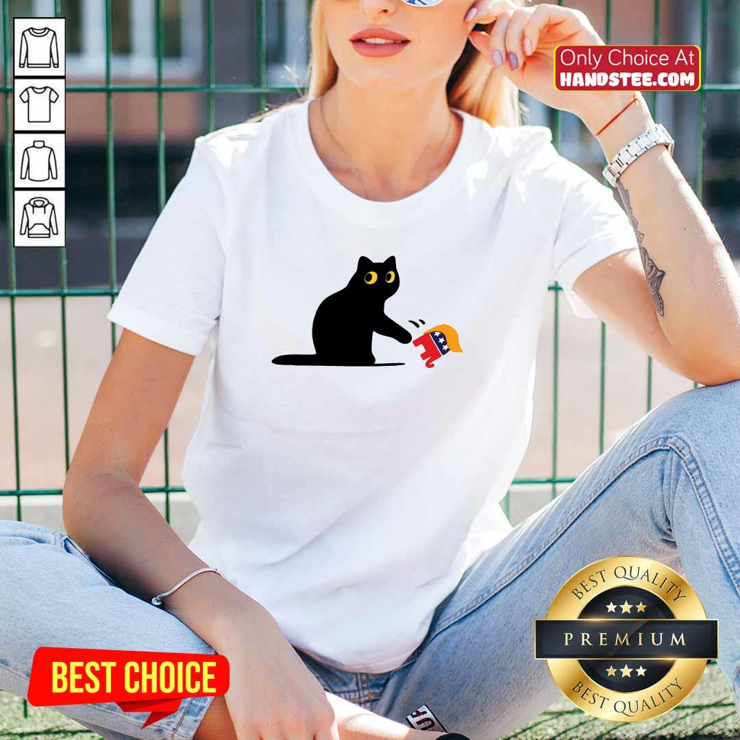 Awesome Cute Black Cat Ladies For Kamala Funny Election 2024 V-neck
