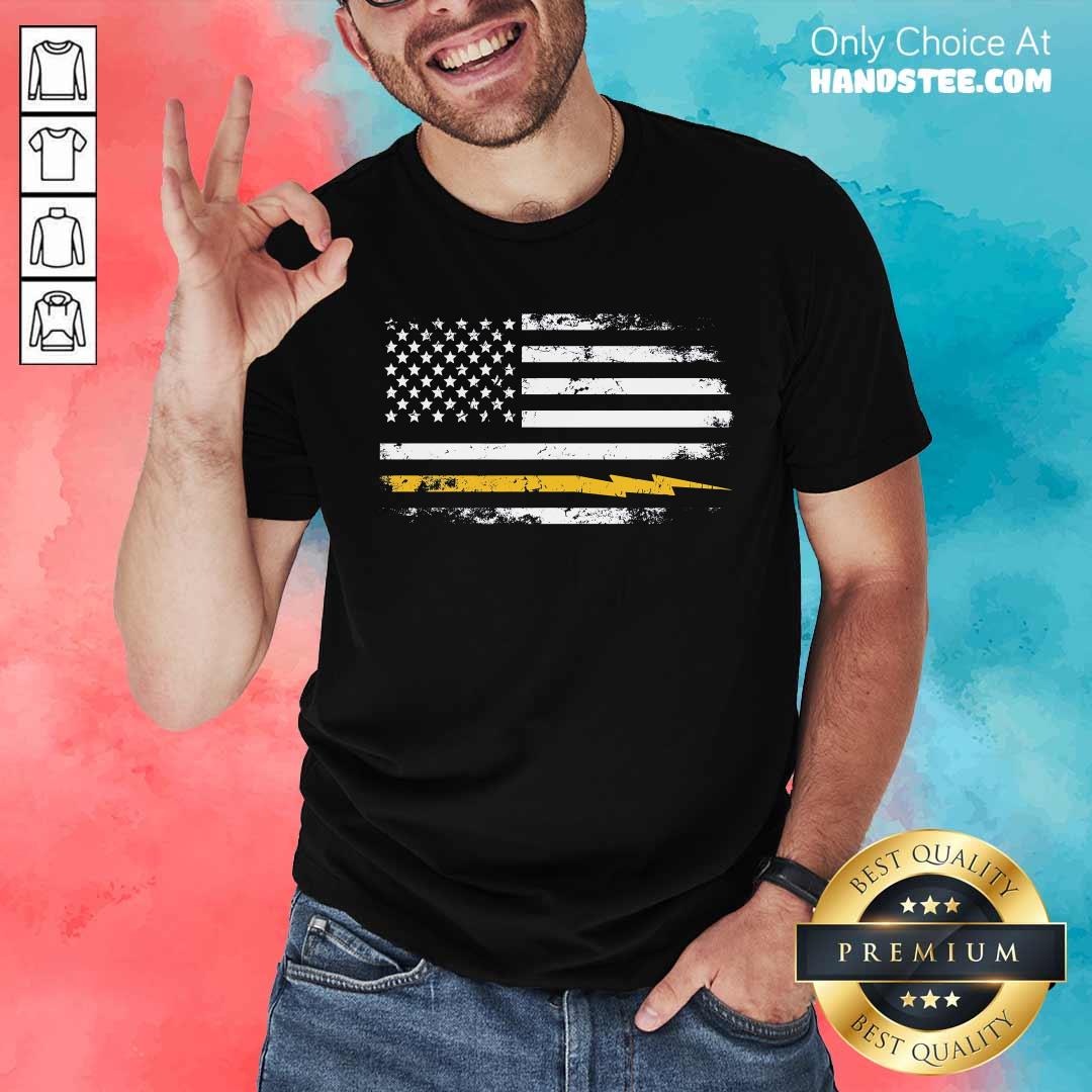 Awesome Electrician US Flag T-Shirt