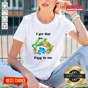 Funny I Got That Frog In Me V-neck