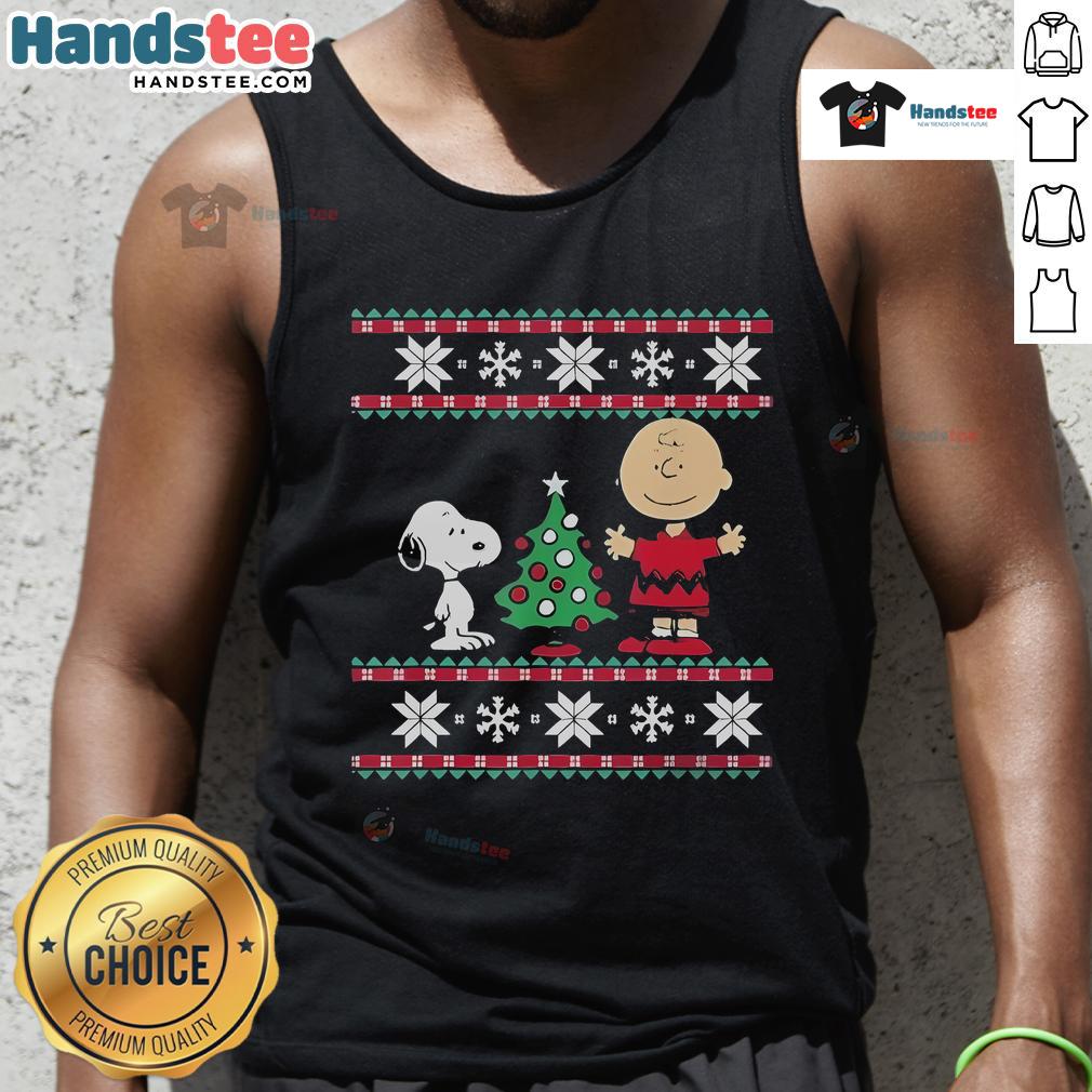 Good Snoopy Peanuts Charlie Christmas Tree 2024 Tank Top featuring Snoopy and the iconic Peanuts gang in festive design.