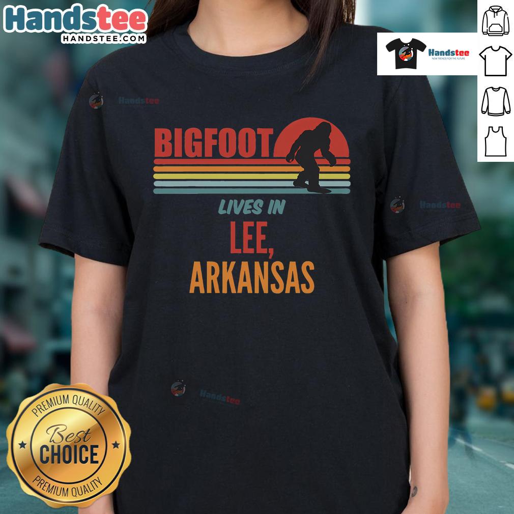 Retro ladies tee featuring a hot Bigfoot sighting in Lee, Arkansas, perfect for Bigfoot enthusiasts and trendy fashion lovers.