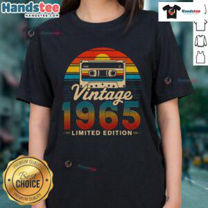 Stylish 60th birthday ladies tee, vintage design celebrating those born in 1965, perfect for retro-themed parties.