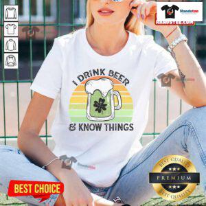 Retro sunset ladies tee featuring 'I Drink Beer and Know Things' slogan, perfect for beer lovers and casual wear.