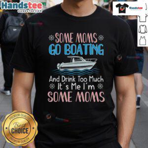 Alt Text: Nice Moms Boating Mom Boat Captain Pontoon Sailor T-Shirt featuring a stylish design for proud boating moms.
