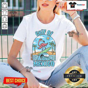 Vintage flamingo surf beach ladies tee featuring Gulf of Mexico design, est. 1550, perfect for summer style.