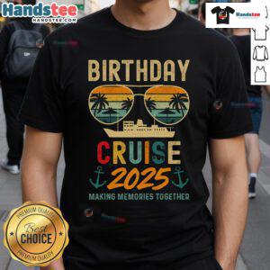Official 2025 Squad Family Vacation Summer Raglan Baseball T-Shirt in vibrant colors, perfect for summer outings.
