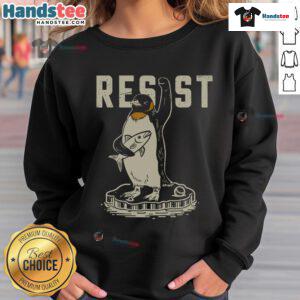 Cozy Hot Resist Penguin Sweatshirt featuring a playful penguin design, perfect for winter fashion and warmth.