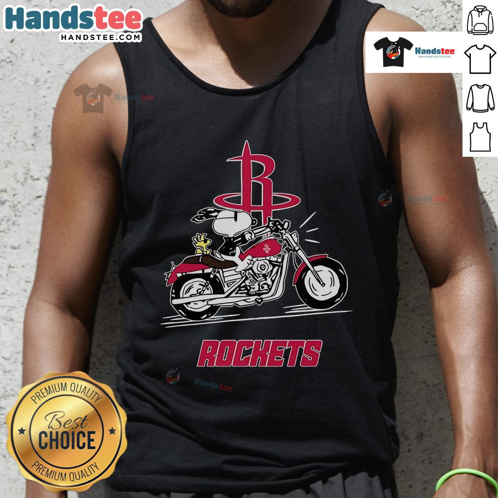 Alt Text: Happy Snoopy and Woodstock riding a motorbike, wearing a Houston Rockets tank top, showcasing fun and friendship.