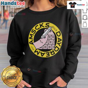 Nice American Socks Halfpipe Sweatshirt featuring a vibrant design, perfect for casual wear and skate enthusiasts.