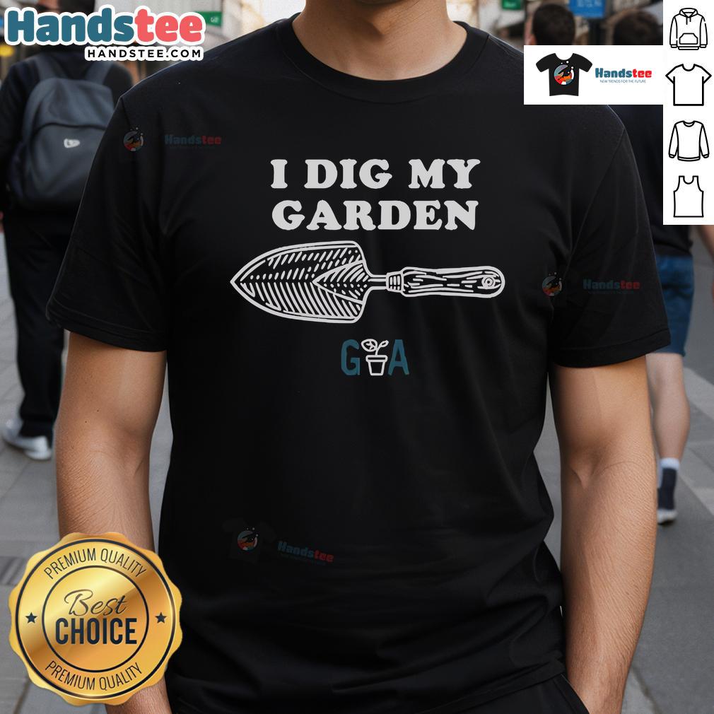 Alt Text: Official Gardening Australia 'I Dig My Garden' T-Shirt featuring a vibrant design for gardening enthusiasts.