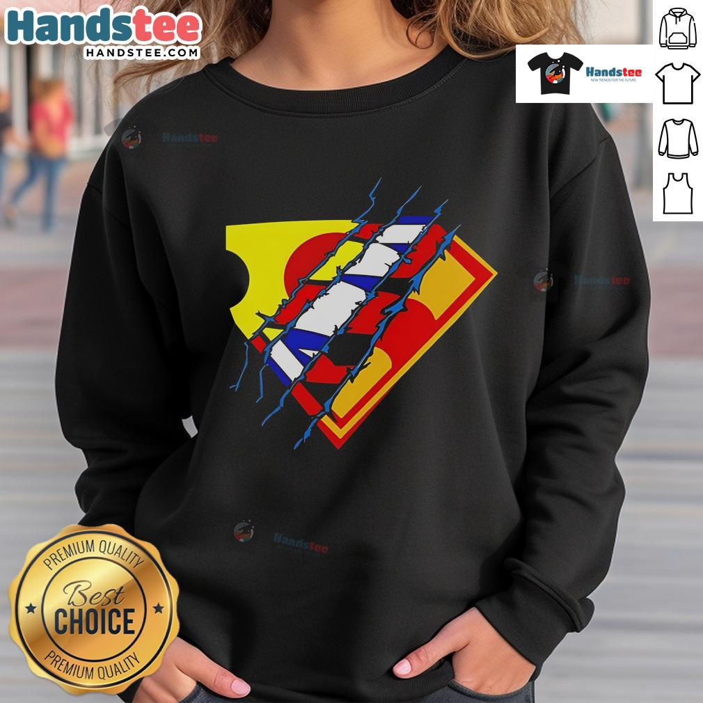Nice Superman Premiere logo sweatshirt featuring bold graphics, perfect for fans and stylish casual wear.