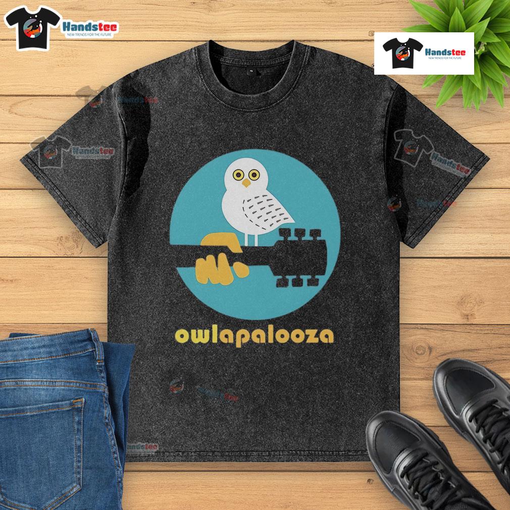 Cute Owlapalooza washed t-shirt featuring a vibrant owl graphic and relaxed fit, perfect for casual wear.